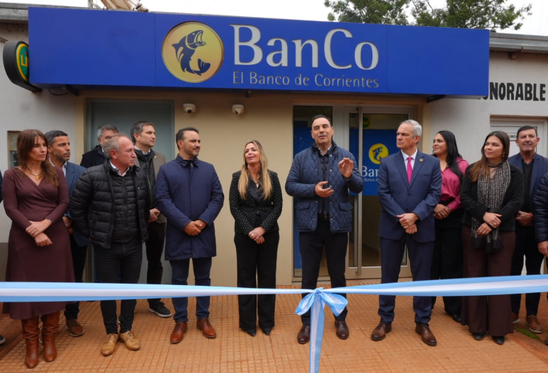 EL GOBERNADOR VALDÉS INAUGURÓ DIVERSAS OBRAS EN GARRUCHOS CON EL COMPROMISO DE AVANZAR EN EL DESARROLLO DE LA LOCALIDAD