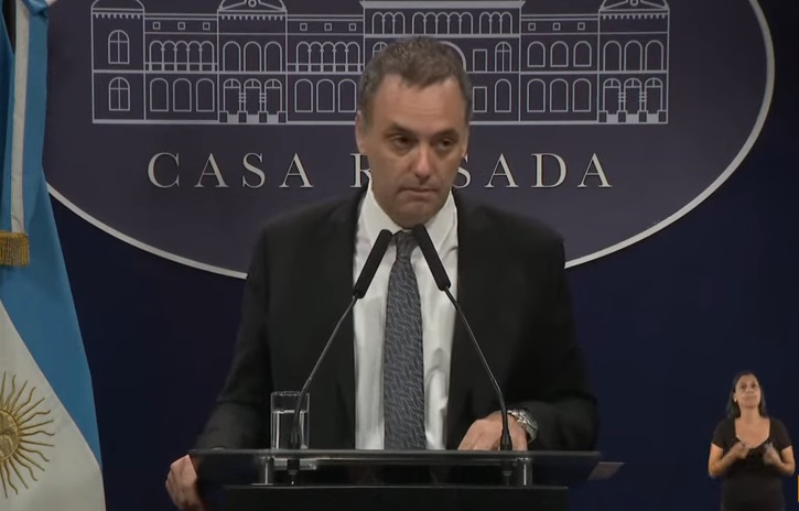 El Gobierno advirtió que descontará el día a las empleadas públicas que no trabajen por el Día Internacional de la Mujer