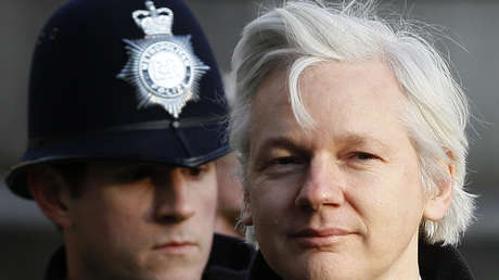 LIBERAN A JULIAN ASSANGE