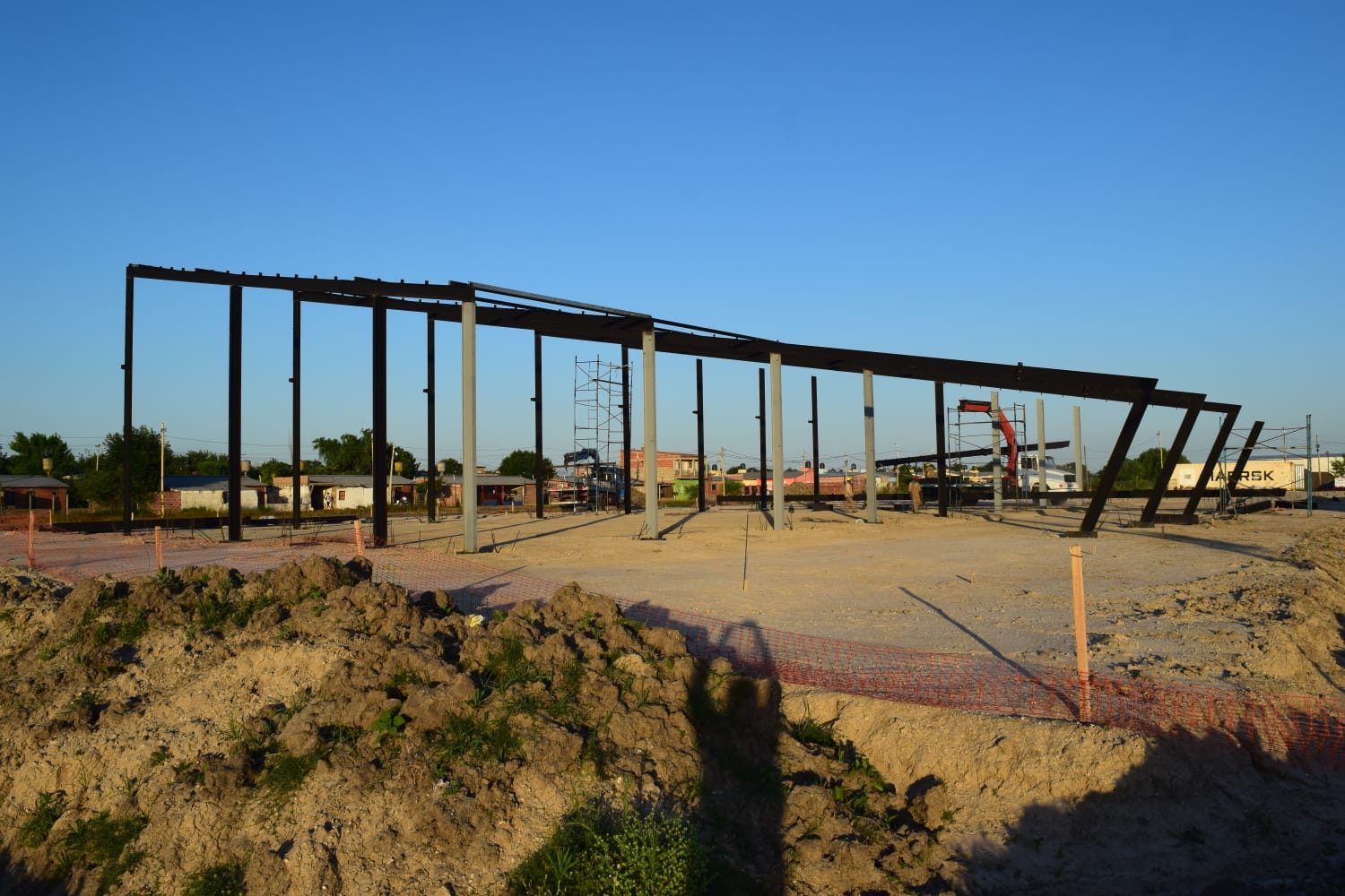 AVANZAN LOS TRABAJOS EN LA NUEVA TERMINAL DE ÓMNIBUS DE GOYA