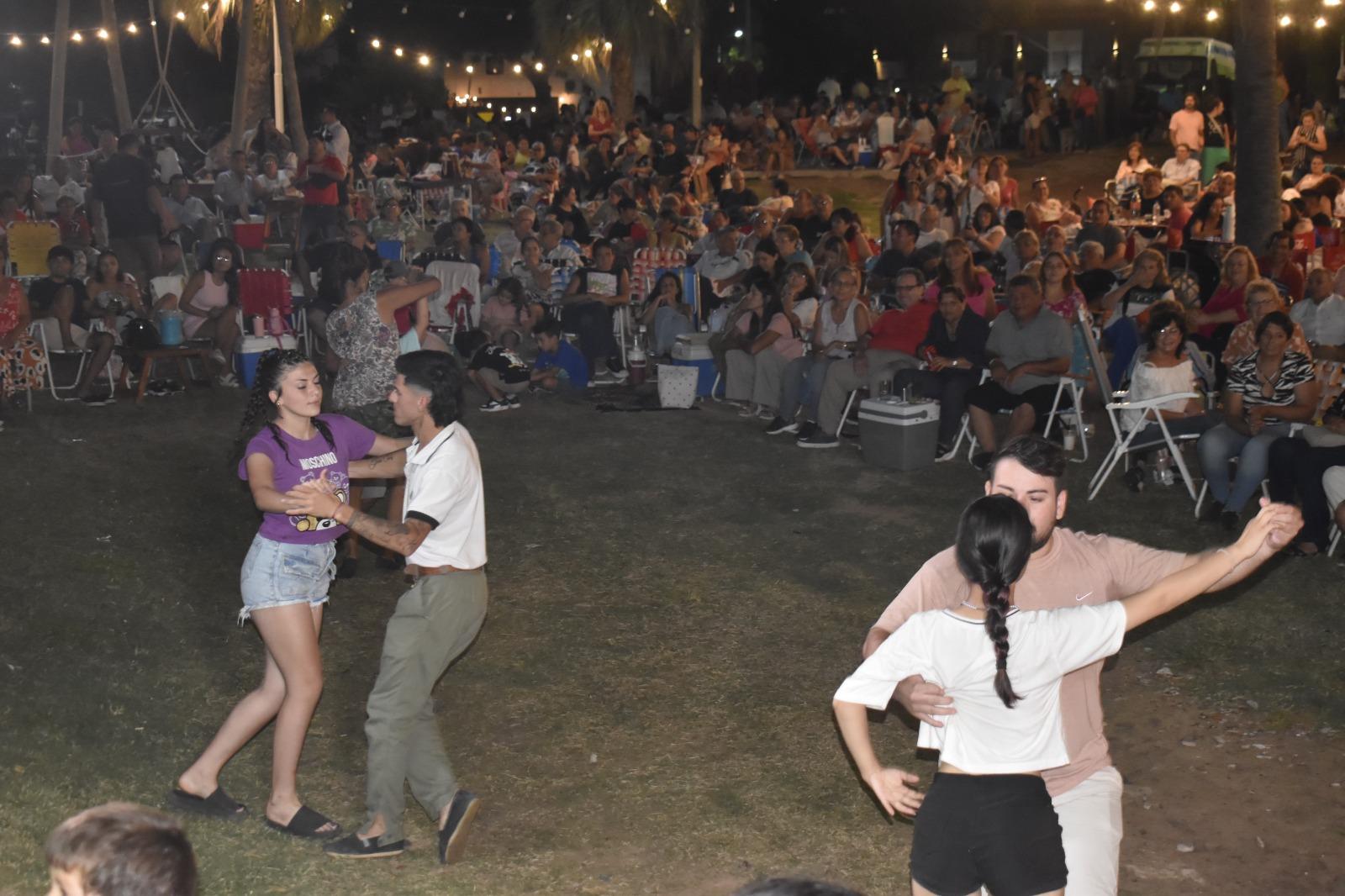 UNA GRAN CONVOCATORIA EN LA SEGUNDA BAILANTA CHAMAMECERA
