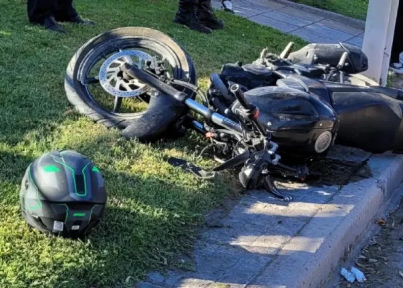 EL CASCO ES LA ÚNICA VACUNA CONTRA EL TRAUMA CEREBRAL