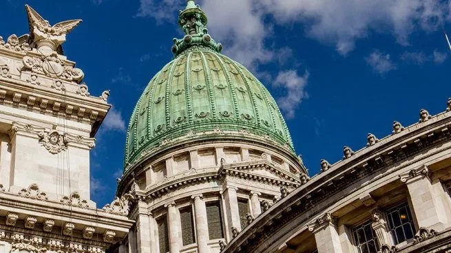 Milei hizo el llamado a sesiones extraordinarias: los 11 temas que envió el Gobierno