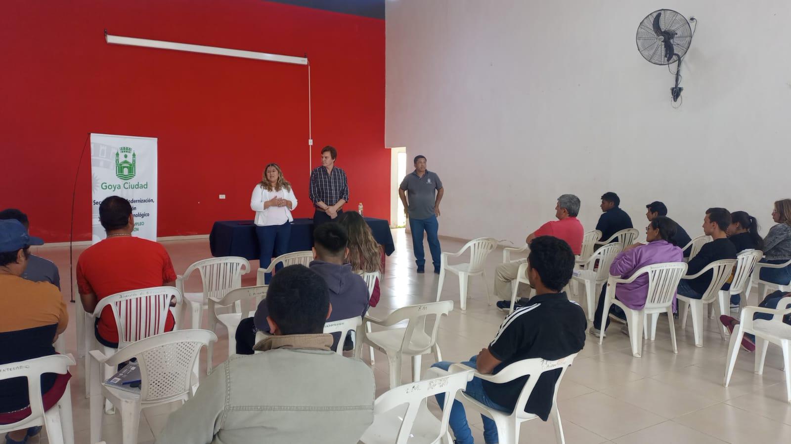 INICIÓ LA CAPACITACIÓN DE AUXILIAR EN ALBAÑILERÍA EN LA CASA DEL BICENTENARIO DE GOYA