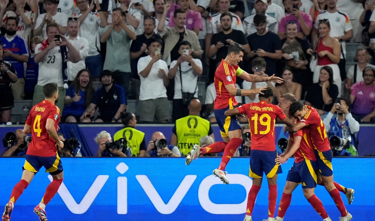 España derrotó 2-1 a Francia y jugará la final de la Eurocopa el próximo domingo