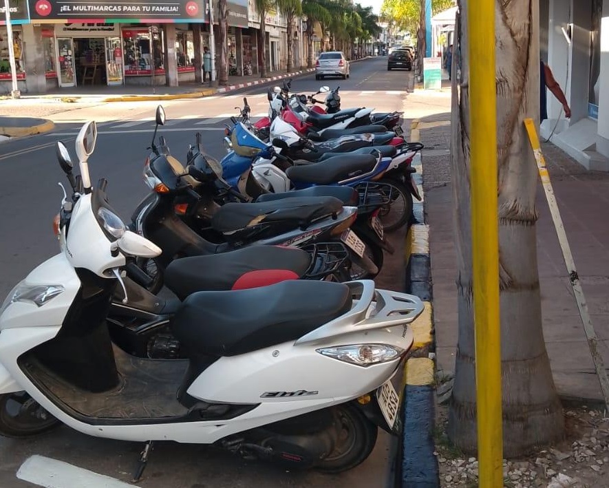 DIRECTOR DE TRÁNSITO ACLARA LA SITUACIÓN DE LOS ESTACIONAMIENTOS DE MOTOS EN LA CALLE SAN MARTÍN