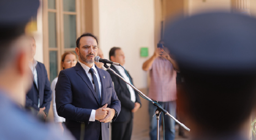 VALDÉS PUSO EN FUNCIONES A NUEVAS AUTORIDADES DE LA POLICÍA Y DEFINIÓ COMO PRIORIDAD DE SU GESTIÓN LA SEGURIDAD DE LOS CORRENTINOS