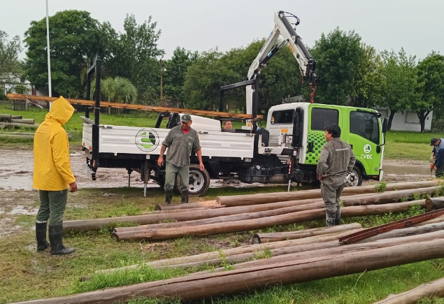 La DPEC trabaja intensamente para reparar los daños del sistema eléctrico provocados por fuertes tormentas