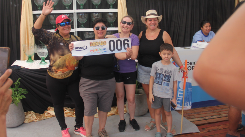 CON BUEN CLIMA PASO DE LA PATRIA VIVE EL TORNEO APERTURA DE PESCA DEL DORADO