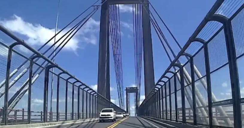 Mallas de contención: qué dice el proyecto de ley para prevenir el suicidio en el puente Chaco-Corrientes