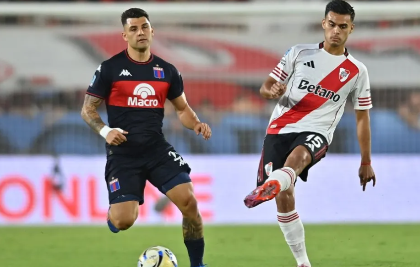 Tigre goleó y humilló a River en un Monumental que terminó en llamas