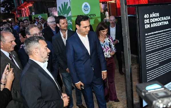 El gobernador Valdés inauguró la XIII Feria Provincial del Libro