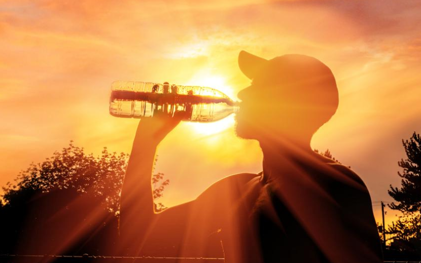 Recomendaciones para evitar golpes de calor en los días de altas temperaturas