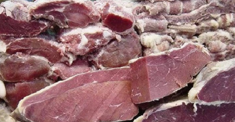 Fue a una parrilla, pidió carne de burro y sorprendió al contar qué gusto tiene