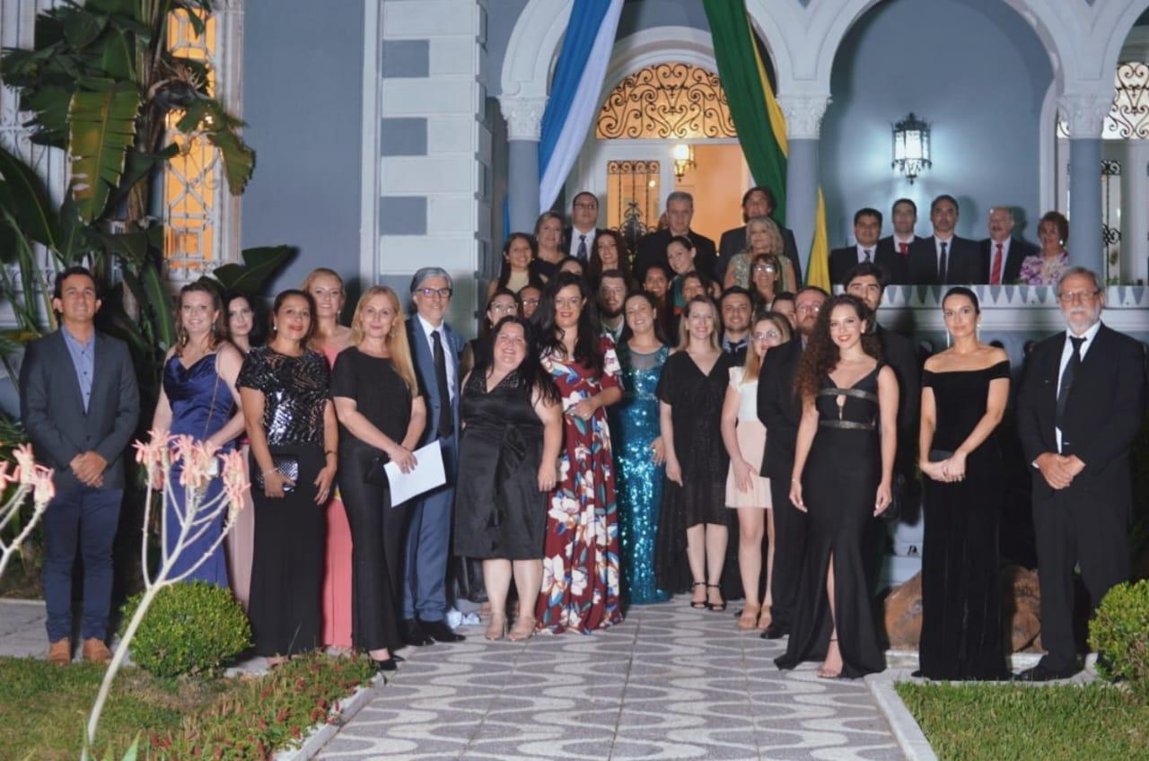 ARBRA INTERNACIONAL: ENCUENTRO DE CULTURAS Y DIPLOMACIA EN LA NOCHE DE GALA