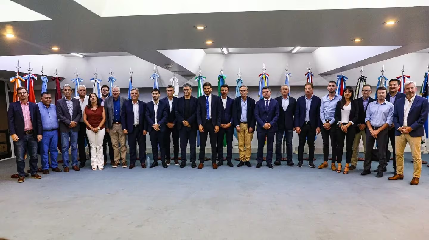 Los gobernadores acusan a Milei de tener un discurso extremo y miran a la Justicia por el recorte de fondos