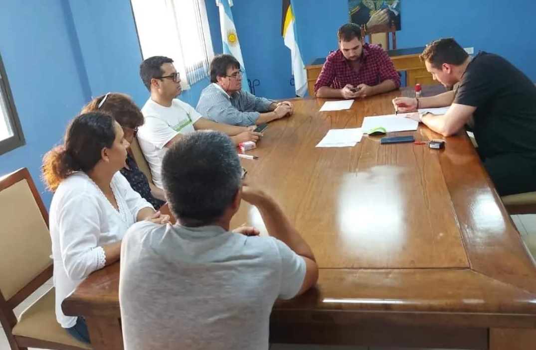 Un intendente correntino dio aumento récord de 172% a trabajadores municipales