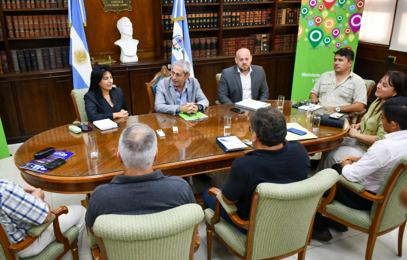 GOBIERNO DE CORRIENTES Y GREMIOS DOCENTES VUELVE A REUNIRSE EL MARTES 24