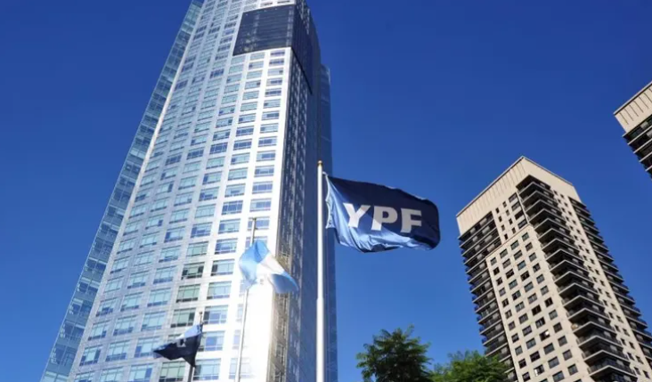 YPF: el Gobierno le pidió a la Justicia de Estados Unidos que suspenda el fallo y prepara la apelación
