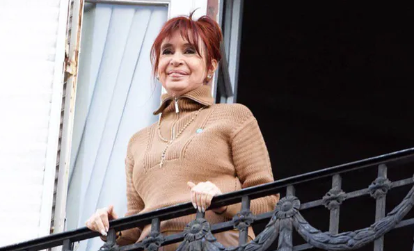 La Justicia confirmó la prisión domiciliaria para Cristina Kirchner