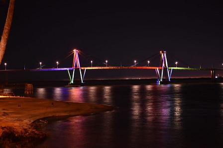 ìluminacion del puente general belgrano