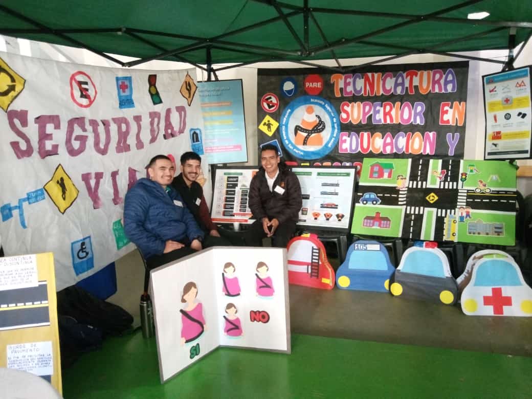  JORNADA CIENTÍFICA PEDAGÓGICA: "APRENDIENDO A TRANSMITIR EDUCACIÓN VIAL"