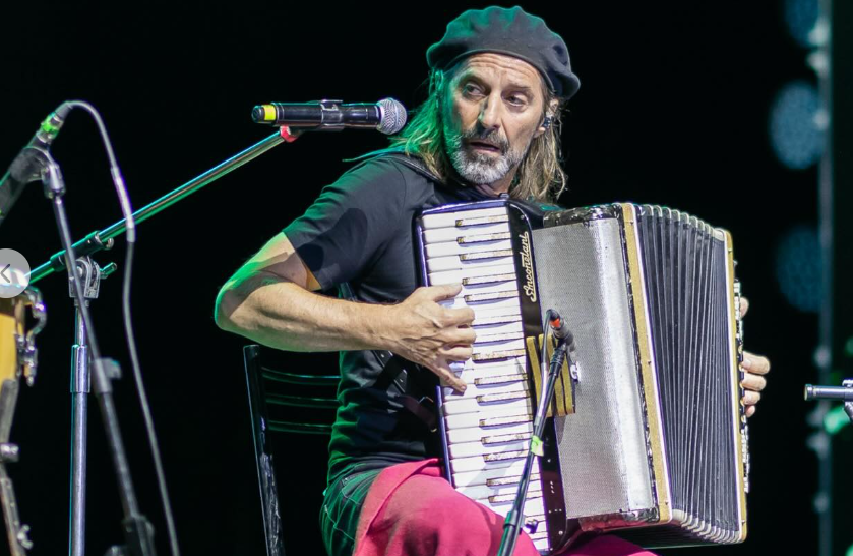 Chango Spasiuk llenó de sonido y color la noche correntina