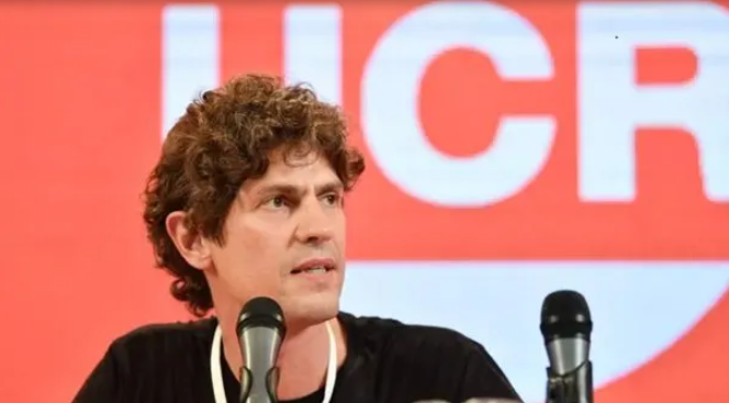 La UCR denunció el "acuerdo espurio" entre Javier Milei y Carlos Rovira para hacer caer Ficha Limpia