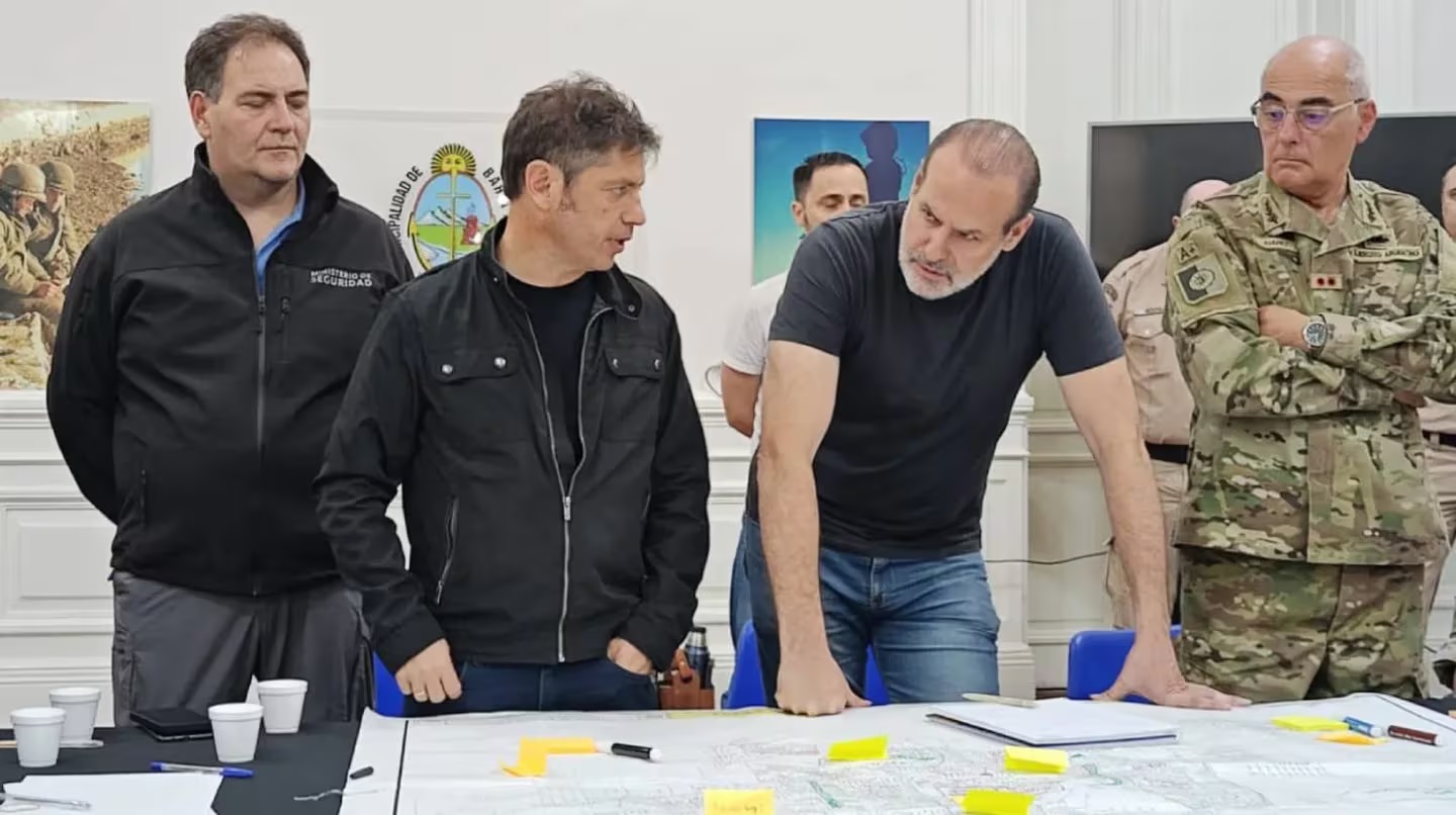Axel Kicillof declaró el estado de emergencia y duelo por tres días luego del temporal en Bahía Blanca
