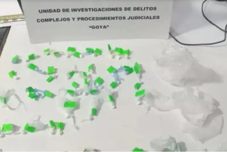 Narcomenudeo en la cárcel de Corrientes: detuvieron a una mujer con 50 bochitas de cocaína oculta en sus genitales