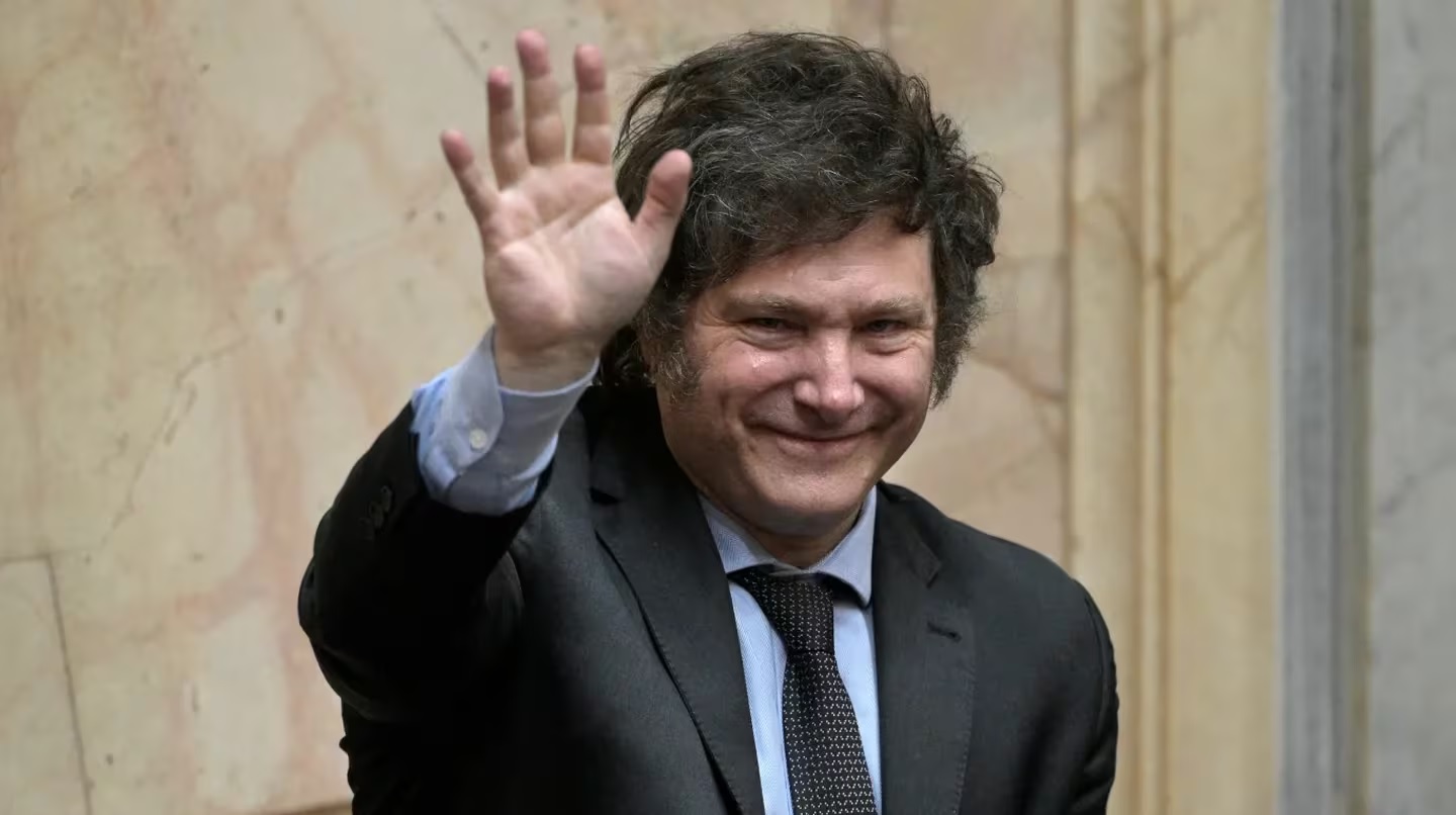 Los detalles del primer discurso de Milei como presidente y las dos primeras medidas que lanzará el lunes