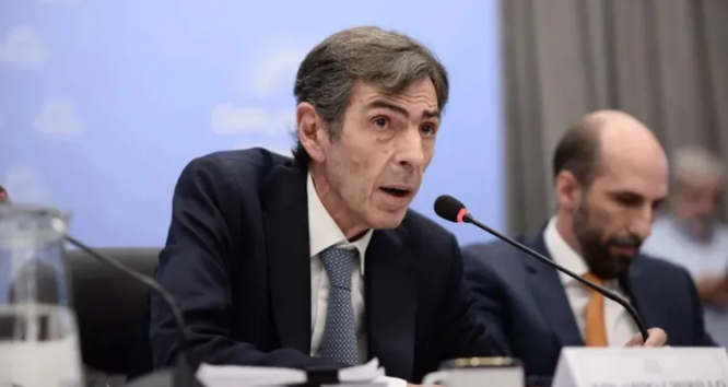 Otro funcionario abandona el Gobierno: echan a Eduardo Rodríguez Chirillo, el secretario de Energía