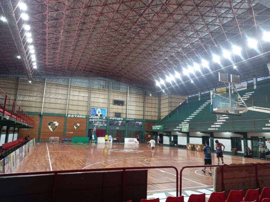 NUEVA ILUMINACIÓN EN EL ESTADIO DE BÁSQUET DEL CLUB AMAD