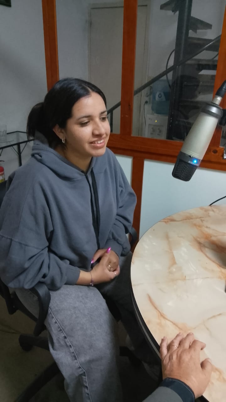 UNA JOVEN VOZ QUE SE SUMA A ESTRELLAS AMARILLAS: EL COMPROMISO DE LUDMILA AYELÉN AVALOS