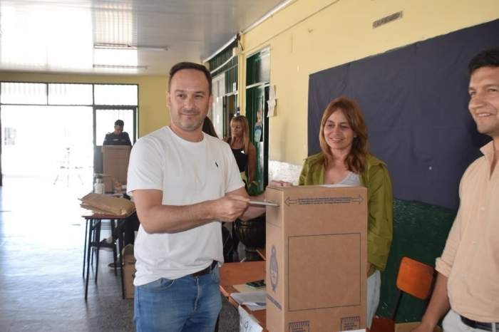 INTERNAS UCR: En Goya arriba de dos mil personas pasaron por los centros de votación.