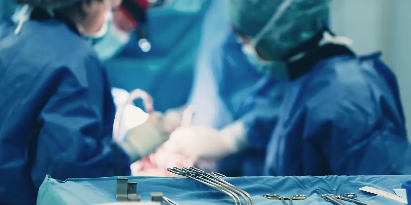 Prestadores de salud alertan por posibles reprogramaciones y recortes de servicio si no hay aumentos