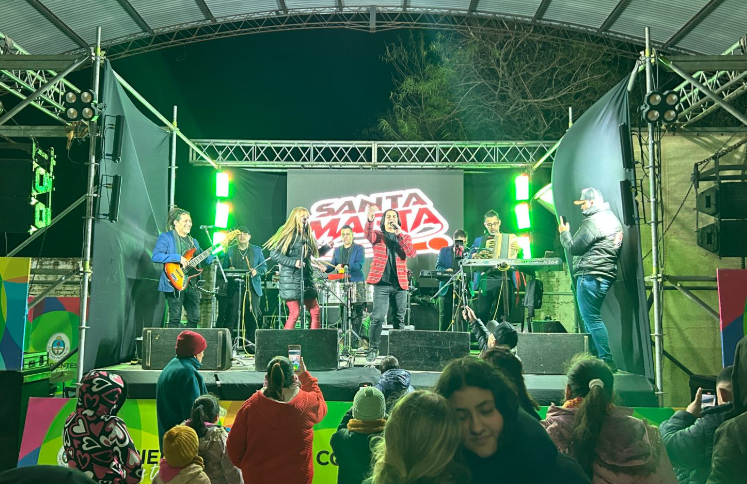 “CORRIENTES PUNTA A PUNTA” LLEGÓ A LA CRUZ Y BONPLAND CON MÚSICA, DANZA Y CULTURA