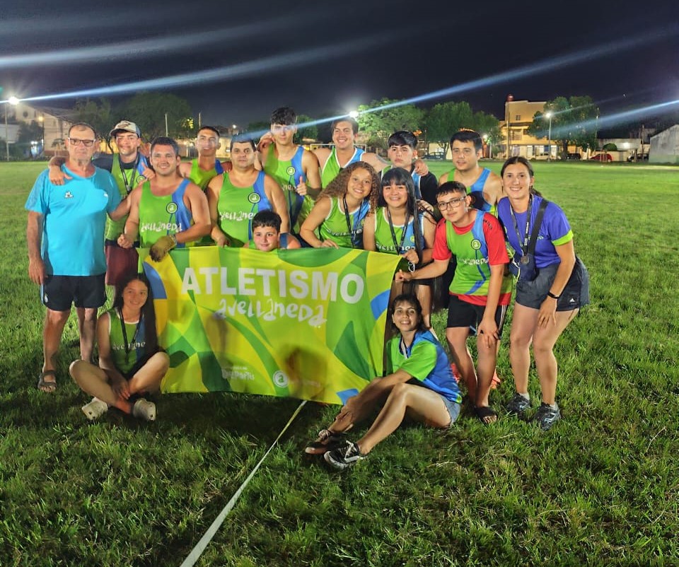 INTEGRANTES DE LA ESCUELA MUNICIPAL DE ATLETISMO ENCARAN ÚLTIMOS DESAFÍOS DEL AÑO