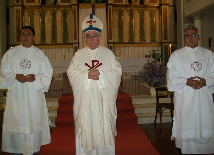 ANIVERSARIO DE ORDENACIÓN DIACONAL DE JOSÉ FERNÁNDEZ Y ARMANDO LEGUIZAMÓN  