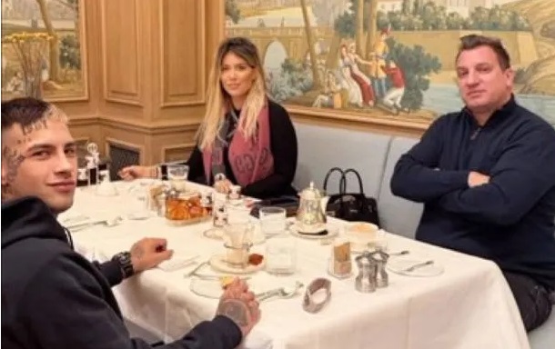 La foto de Maxi López, Wanda Nara y L-Gante desayunando juntos