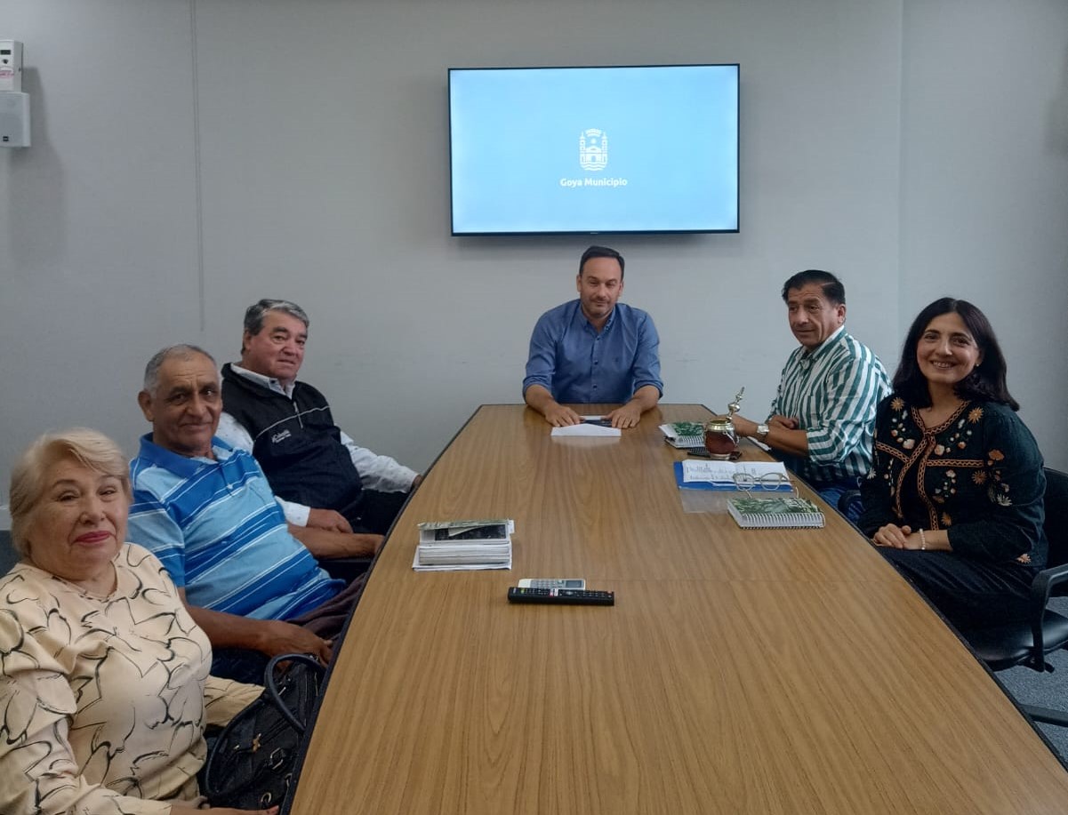 EL INTENDENTE MARIANO HORMAECHEA RECIBIÓ A LOS COORDINADORES DEL MOVIMIENTO HOGARES NUEVOS