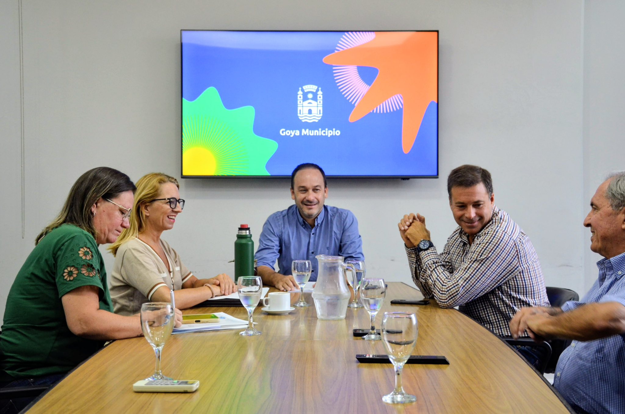 EL INTENDENTE MARIANO HORMAECHEA SE REUNIÓ CON INTEGRANTES DE LA AGENPRO