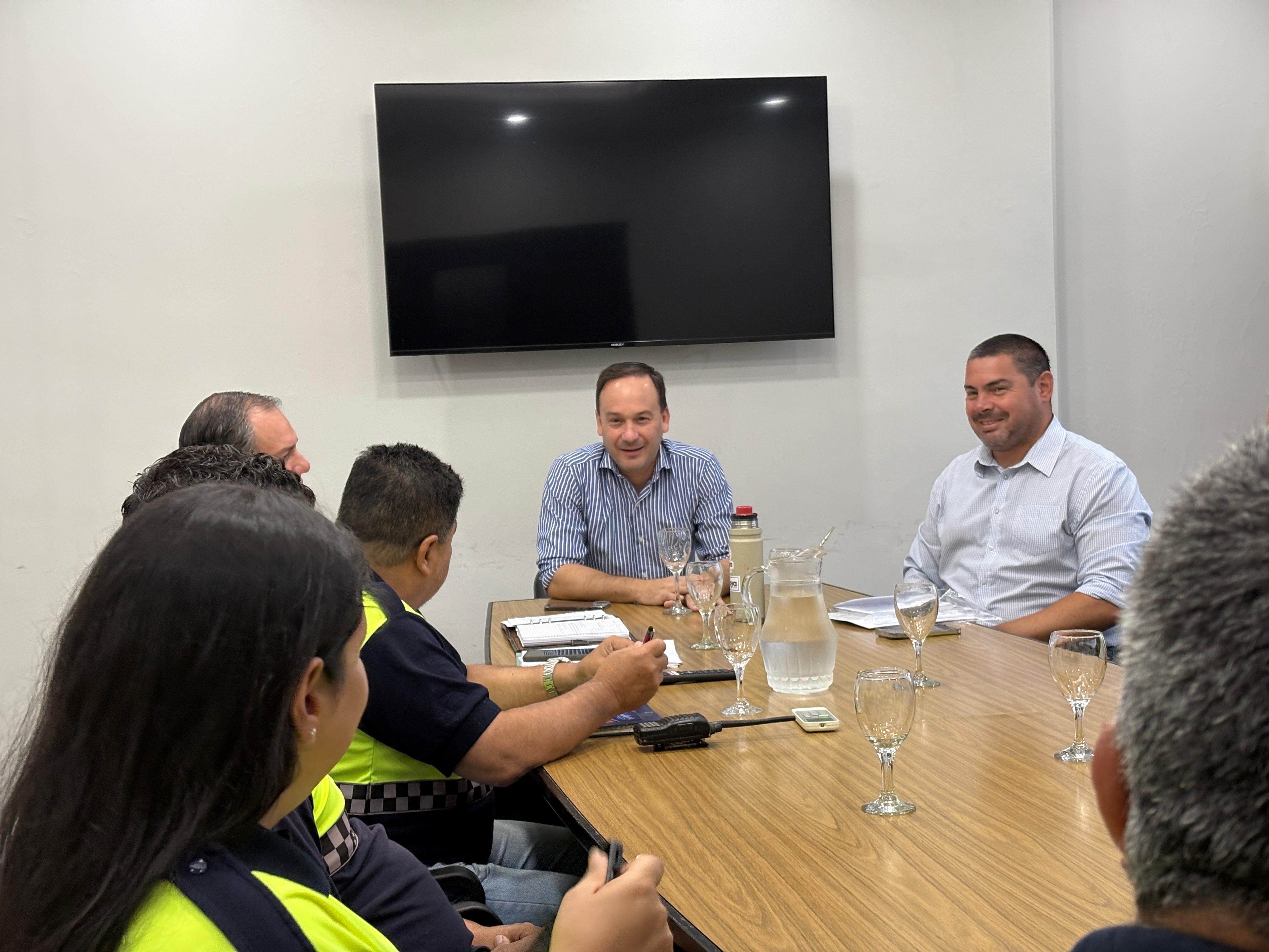 EL INTENDENTE MARIANO HORMAECHEA MANTUVO REUNIÓN CON EL SECRETARIO DE GOBIERNO Y EL DIRECTOR DE TRÁNSITO