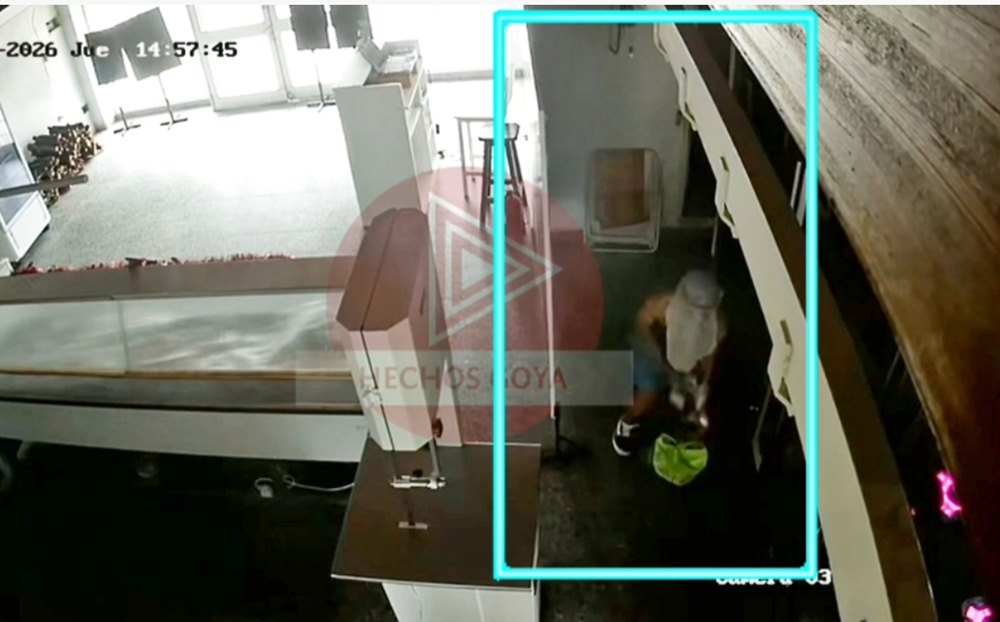 Goya: delincuente registrado por cámaras al robar en una carnicería