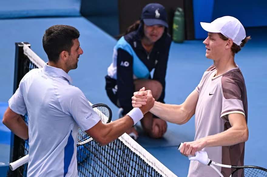 Jannik Sinner hace historia en el Australian Open, le puso fin al reinado de Novak Djokovic y jugará la final