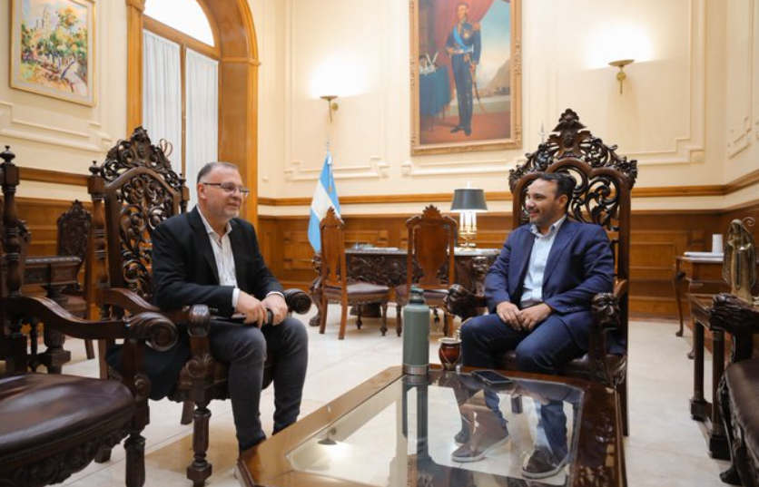 EL GOBERNADOR VALDÉS CONTINÚA LA RONDA DE DIÁLOGO CON INTENDENTES "POR UNA PROVINCIA FUERTE"