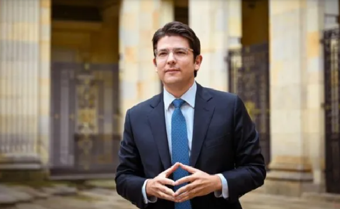 Murió Miguel Uribe Turbay tras dos meses de lucha luego de un atentado en Colombia