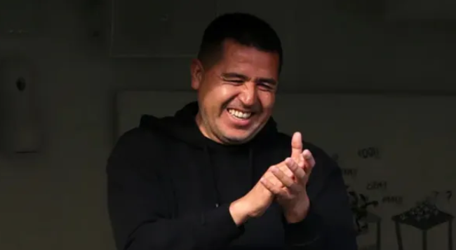 DT con pasado en el club y excompañero de Juan Román Riquelme se postula para Boca 