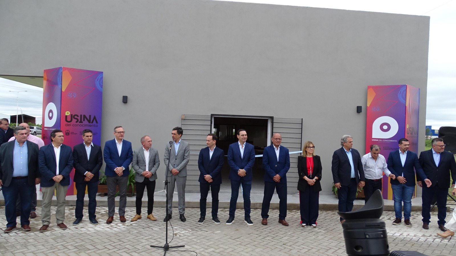 GOBERNADOR VALDÉS E INTENDENTE HORMAECHEA INAUGURARON OBRA EDILICIA EN LA USINA DEL CONOCIMIENTO