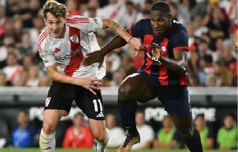 River recibe a San Lorenzo en el Monumental en busca de alargar su invicto
